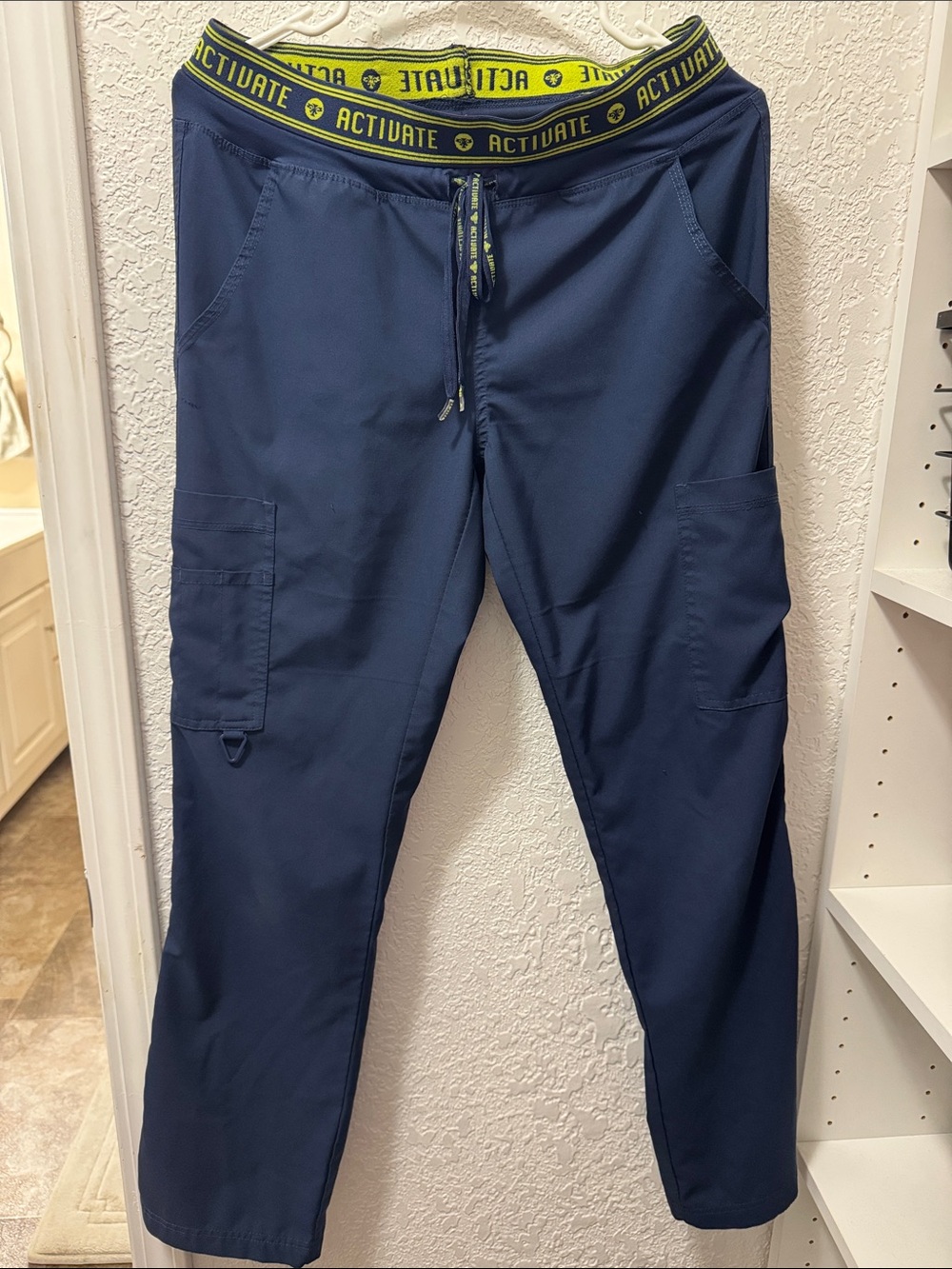 Women’s Cargo Scrub Pants